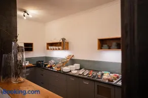 Hotel Zu den Drei Kronen - Image 3