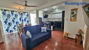 Penthouse Pacheco - 3BR, 5BA with Private Rooftop Terrace with Panoramic City Views - Image 2