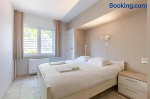 Casiola - Villa Near Beach with Double Parking - Image 2