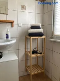 Klättes Ferienwohnung mit Garten - Image 4