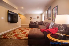 Modern Home with 3-Car Garage & Large Yard - Image 4
