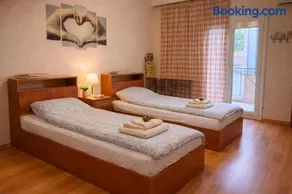 Two bedroom apartment in Historical area - Image 3