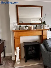Frinton Escapes - Ashlyns Apartment - Image 5