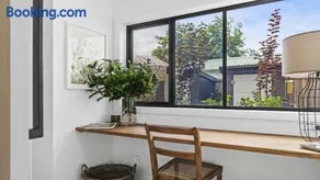 Beautifully Renovated Period Property Walking Distance To Cbd - Image 4