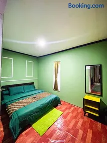 Green Savannah Homestay Syariah - Image 1