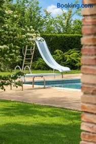 Casa Rustica con piscina en Girona - Image 5