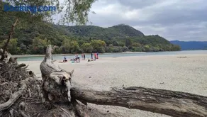 Kisoroszi Szigetcsúcs Lakókocsi-Vissza a természetbe a Duna parton - Image 1