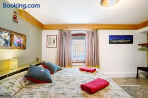 Maison Cerise Pila - Image 1