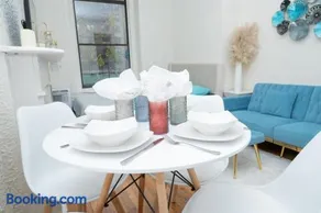 New York84 Charming3 Upper West Side Apartment - Image 3