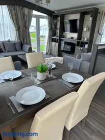 Church Farm Holiday Home - Image 4