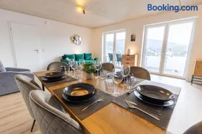 Pitlane Apartment 3 - Image 3