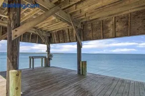 Waterfront Fishing Stay, Canal Access & Shallow Flats - Image 3