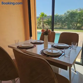 Villa de la famille ONLY, with Private pool فقط للعائلات - Image 4