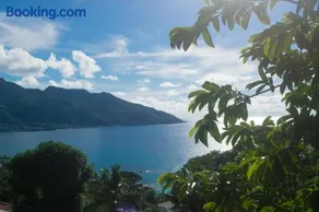 Sunset Bay Apartment - Image 2