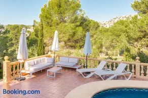 Fantastisic villa - Great location - Image 3