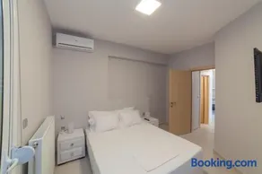 Althea Suites by RentalsPro Services - Nea Moudania Halkidiki - Image 2