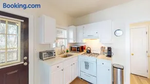 MitHarvard, Central Sq, 2 room studio w Porch - Image 3