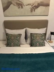 Happy Home - Image 2