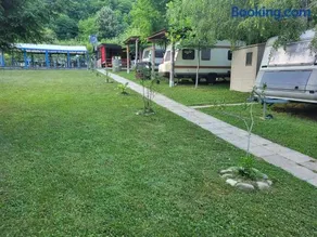 Kamp prikolica četvorokrevetna - Image 3