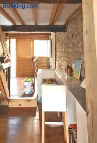 Maison de campagne avec vue sur la montagne à Puivert. - Image 4