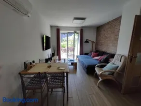 Apartman pod lipou - samostatny objekt - carport - Image 5