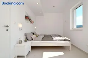Villa Maros - Image 2