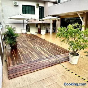 Loft Lux SM Chapecó | Conforto e Praticidade com Ar, Cozinha e Smart TV - Image 5