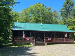 Mountain-Top-Hideaway Stay in a log cabin on a private rd! Swim, hike, explore a true mountain experience - Image 3