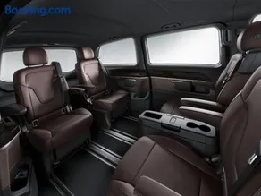 Mercedes Benz Viano - Image 1