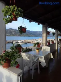 Katja Beach Apartment - Image 1