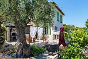 Charming Sea View Villa with Jacuzzi and Private Garden - Image 1