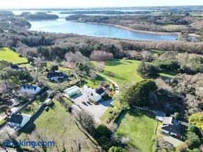 Appartement premium dans propriété avec parc et piscine chauffée privée - Image 1