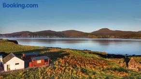 Harlosh Log Cabins - Image 2