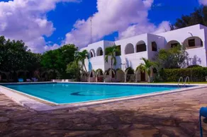 Kaleb's Beachfront Serviced Studio Apartments - Image 3