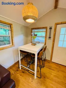Jai Hollow Tiny Home Cottage - Image 2