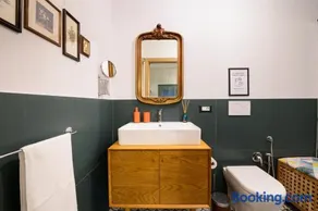 ARYA Bed and Breakfast - Image 3