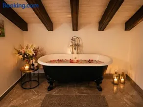 Exclusive Loft in Center Benahavis with pool and private terrace - El Fogon - Magnolia Properties - Image 3