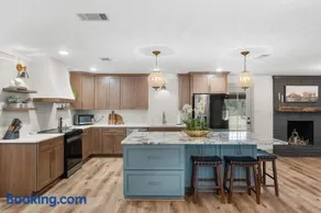 The Burkhalter House -perfect family stay near GSU - Image 1