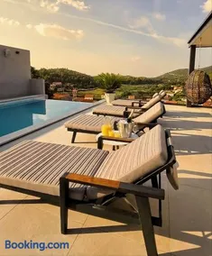 Top of the Pupnat - Private Design Villa with Panoramic Views & Infinity Pool - Image 3