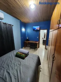 Casa con patio y quincho en Cambyreta Itapua - Image 4