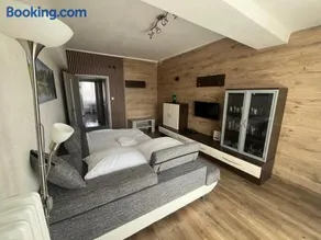 PINKY SQUARE apartman - Image 2