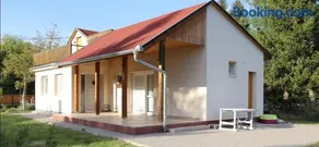 Balaton Holiday Home - Image 2