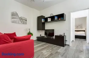 Porta Latina Suite - Private Apartment Rome's Center - Image 2