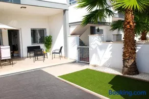 Oasis Holiday House - Image 5