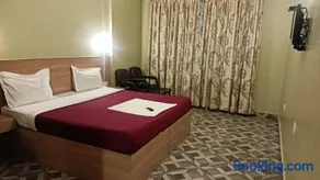 Hotel sunrise - Image 4
