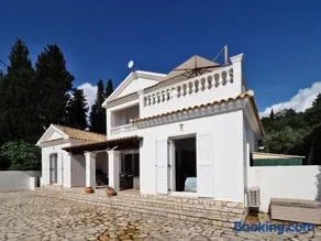 Helios Court Villa - Image 3
