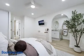Luxury 3 bedroom Newly renovated home - Image 2