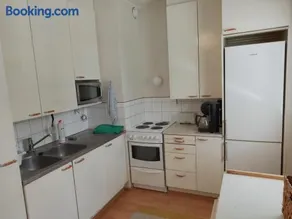 Furnished two-room apartment for short-term living - Image 3