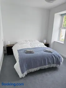 Bath house Holiday Luxury apartment - 2 bedroom - Image 3