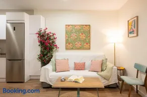 Apartamento Aitana, vistas Iglesia Magdalena desde Azotea - Image 2